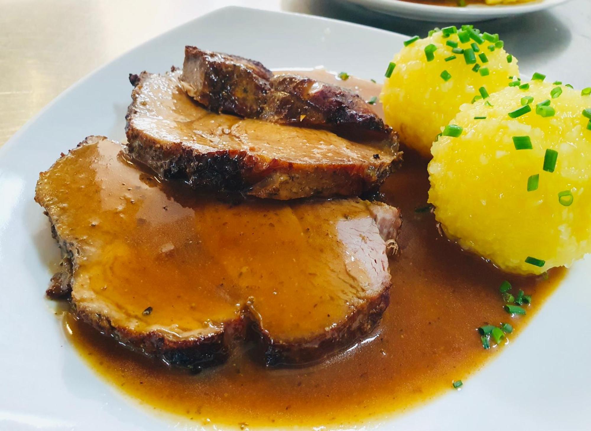 Hotel Krone Königsbrunn المظهر الخارجي الصورة