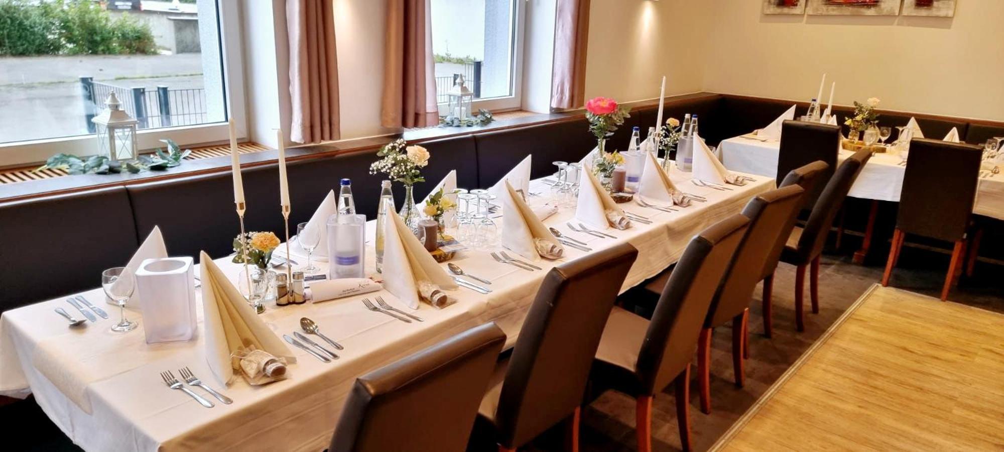 Hotel Krone Königsbrunn المظهر الخارجي الصورة